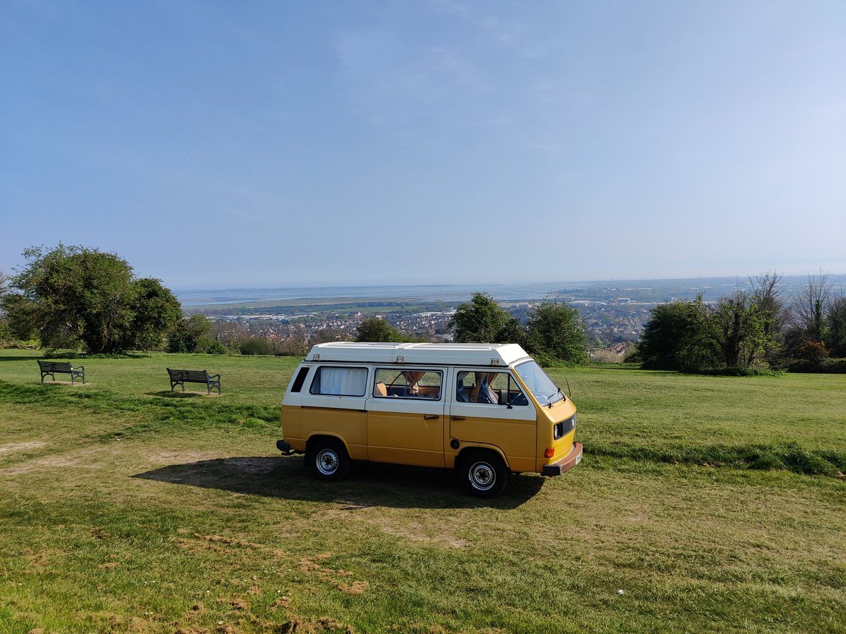CustardCamper's tweet photo. I'm back baby! New engine, new carbs, new era of not breaking down! #vw #T25 #campervan https://t.co/vs0ThFDBnt