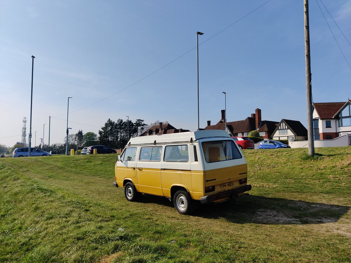 CustardCamper's tweet photo. I'm back baby! New engine, new carbs, new era of not breaking down! #vw #T25 #campervan https://t.co/vs0ThFDBnt