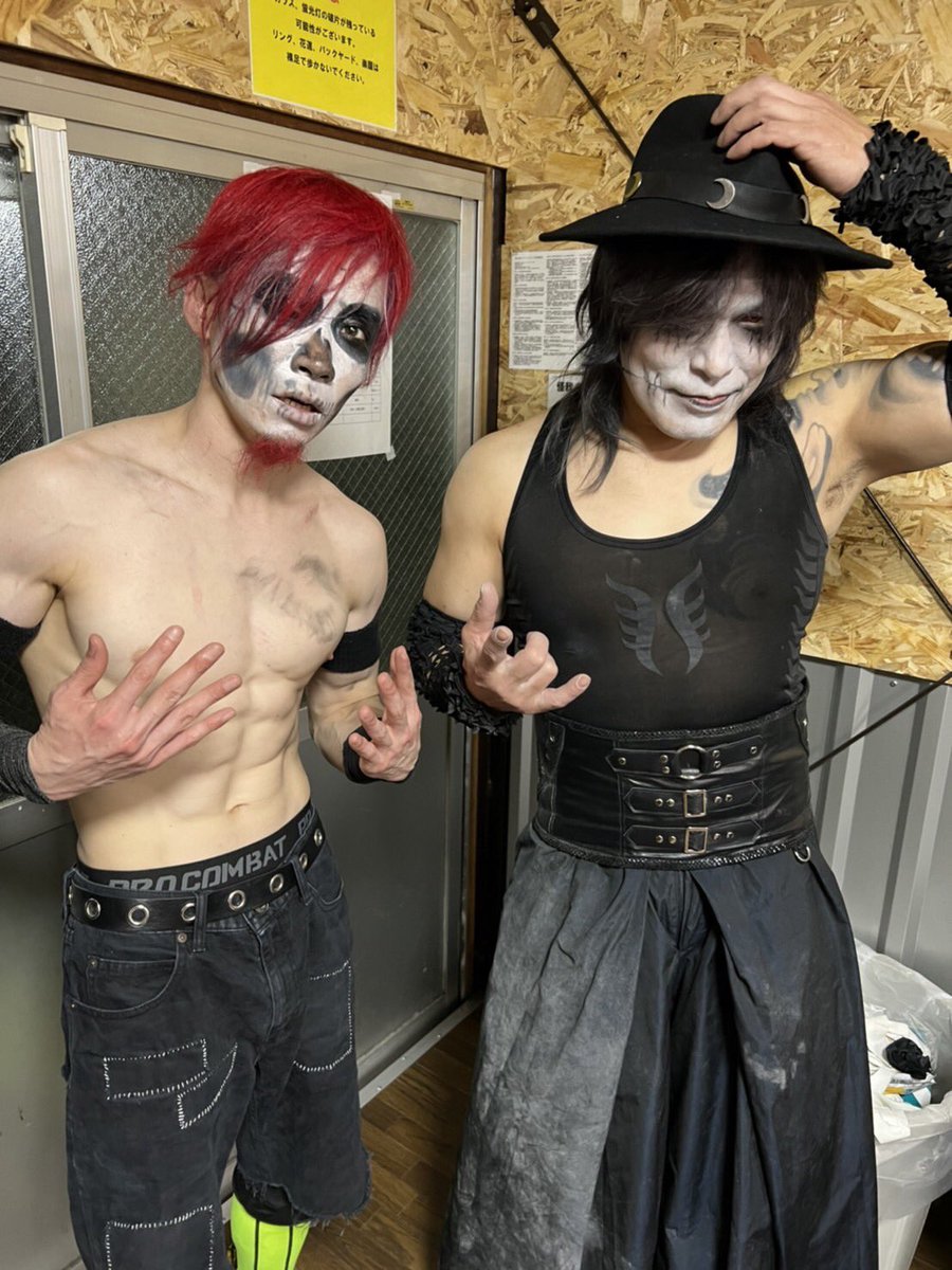 4649_666's tweet photo. TTT新木場大会ありがとうございました^ ^魔太郎くんが居たので写真お願いしてみました。怖かったです。 https://t.co/SLC53kPU9u