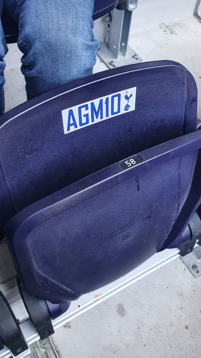 Ulus88's tweet photo. Thank you everyone for the retweets, the tweets and the clapping. A truly fitting send off for our brother and legend Ali Gomez Mehmet 10 #OneOfOurOwn #Spurs #TottenhamHotspur #thankyou https://t.co/lr8uzju0qv