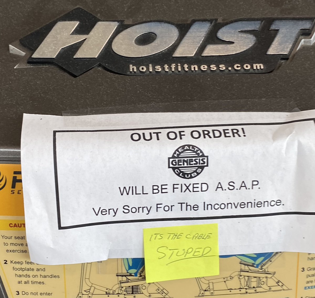Joshua_Mauk's tweet photo. Who is #stupeder, the gym for not fixing this for 2 months or the member who left this hilarious note? https://t.co/KnOSU62tb8