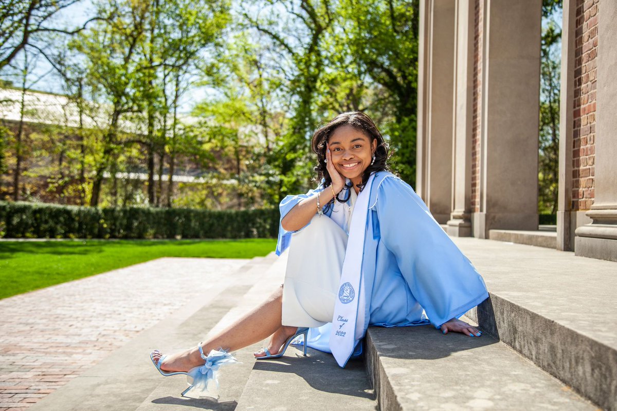 imaniadia's tweet photo. T-22 DAYS!! 🎓🎉 https://t.co/0g8A0iYMkI