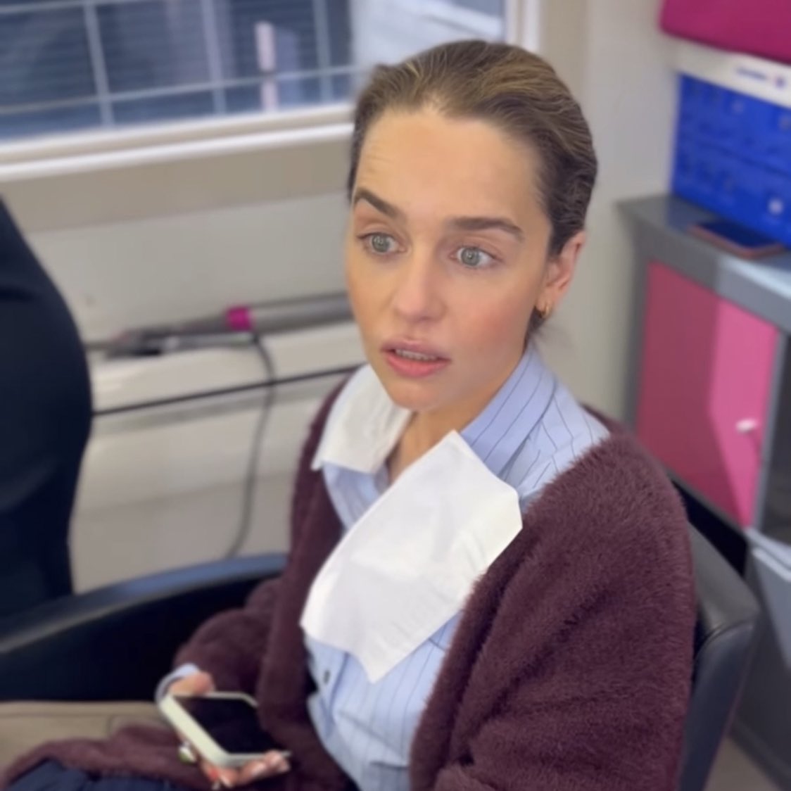 cIarkethings's tweet photo. help- she’s so cute ☺️ https://t.co/WBEzto3FaM