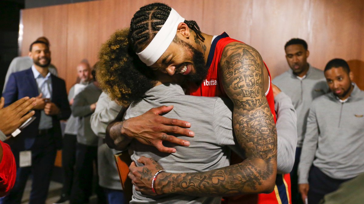 PelicansNBA's tweet photo. Hugs all around for @B_Ingram13 😁

#OneNOLA https://t.co/bz2gjyQSlv