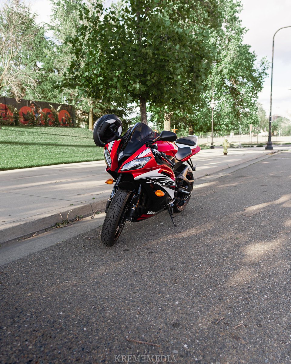 Krememedia's tweet photo. Yzf-r6 https://t.co/GZuhsgsGRM