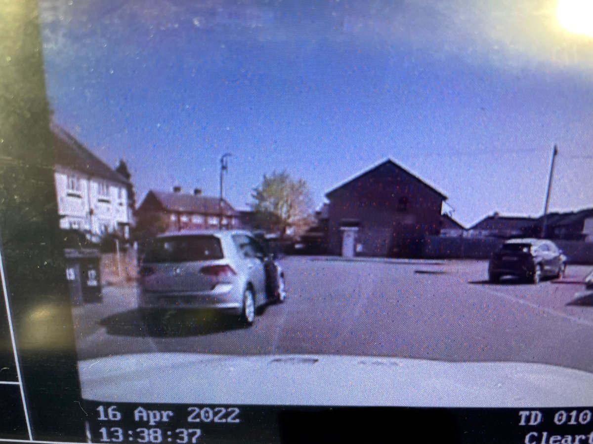 tvprp's tweet photo. #XRT04 sighted and stopped this vehicle in #Slough earlier today. The registered keeper was wanted by @SurreyPolice @SurreyRoadCops For burglary. 

Arrested ✅ 

#TVPRPU #TTCshift #Notjusttraffic #P7788 #P1553 

#P1879 https://t.co/3wAHkK5ysi