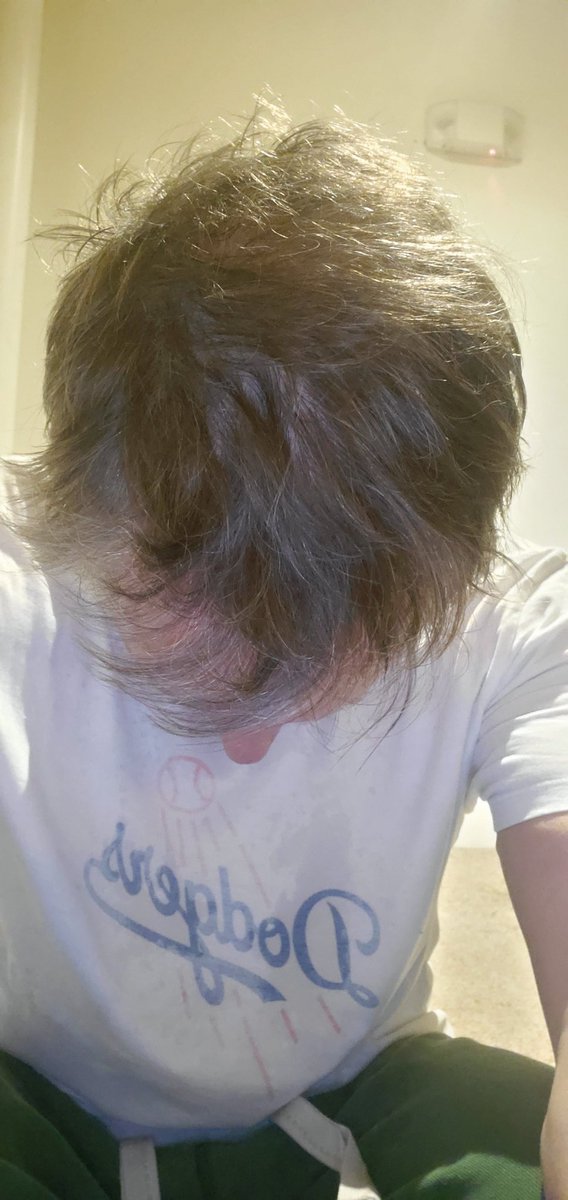 JonFreemanSr's tweet photo. 70 stories in 35 mins. New record. Giving thanks to my legs and heart. #stairs #excercize #over50 #GoalsandHighlights https://t.co/H5SDtVILgN