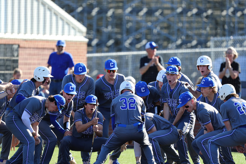 Chelsea's closed out a special week last night with a win against Mountain Brook to claim the area championship and home-field advantage in the first round of the playoffs next Friday. 

Story/Photos: shelbycountyreporter.com/2022/04/16/che…
