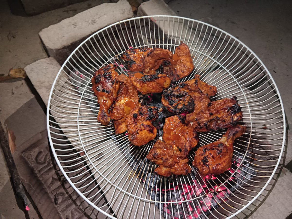 PrantoNath9's tweet photo. BANGLA NEW YEAR SPEACIAL😋😋😋
#food #delisiois https://t.co/gh5dUpUwkC