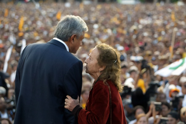 Mala noticia: murió doña Rosario Ibarra de Piedra, quien nos recordará siempre el más profundo amor a los hijos y la solidaridad con quienes sufren por la desaparición de sus seres queridos. Ese era su verdadero partido aun cuando admiraba a Giordano Bruno.