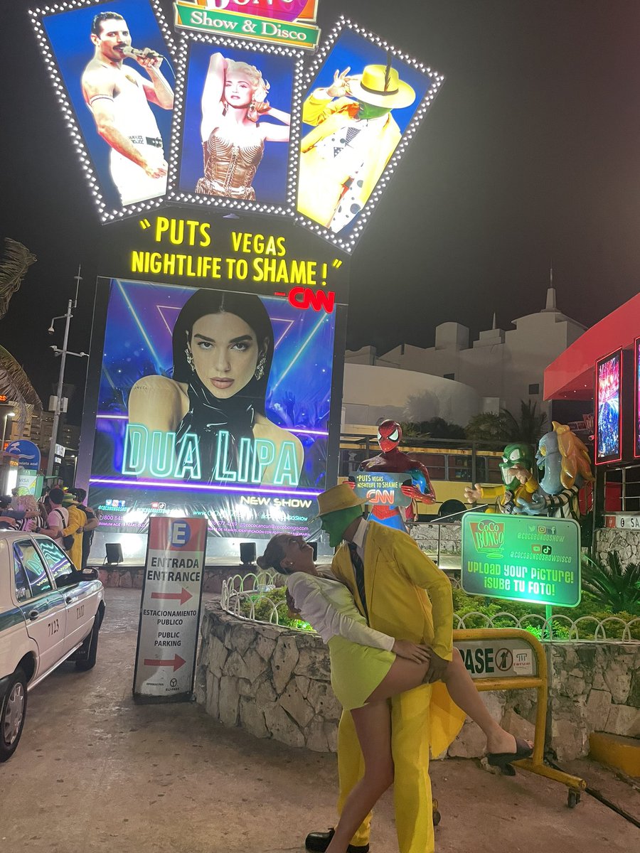 Vivanalvarez8's tweet photo. Todos vivimos atrapados en una mascara …. https://t.co/UJMyJfTLHK