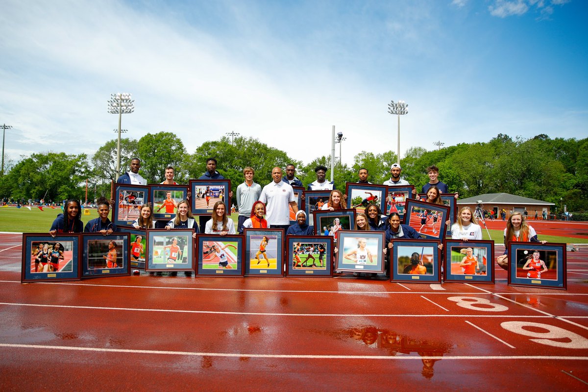 AuburnTFXC's tweet image. One final send off ❤️

#WarEagle