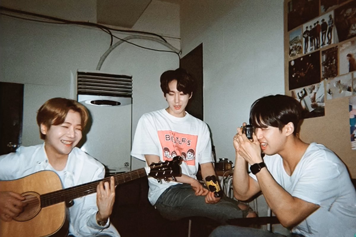 tinyshinwonie's tweet photo. happy jinhongseok day!! ♡♡

💐 #봄보다_따스한_진홍석데이
#VocalGeniusJinhoDay #PENTAGON #SpringPrinceHongseokDay #펜타곤 https://t.co/3RXpQ5bj7I