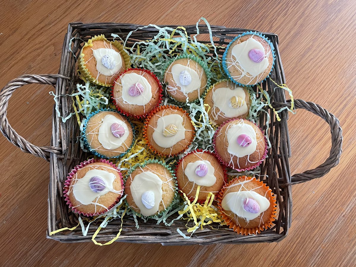 I’ve tried really hard today with some cakes for church tomorrow. I always bake when they ask and they always look awful. In my head these were gonna be awesome. I don’t think I nailed it but never mind the kids still tell me I’m the best baker so 🤷‍♀️