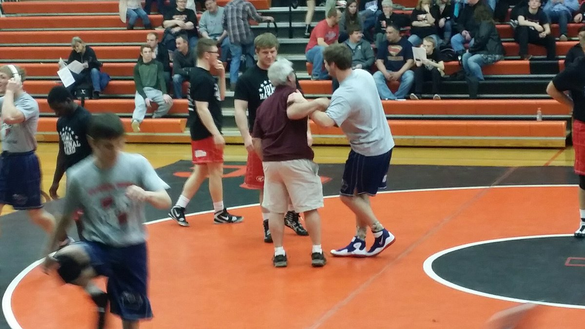 ethan_andersen1's tweet photo. Cleaning out the closet today and couldn't let this one go😕❤️ @Predicament_IA Rest easy buddy🙏 https://t.co/JdsIMMr2hj