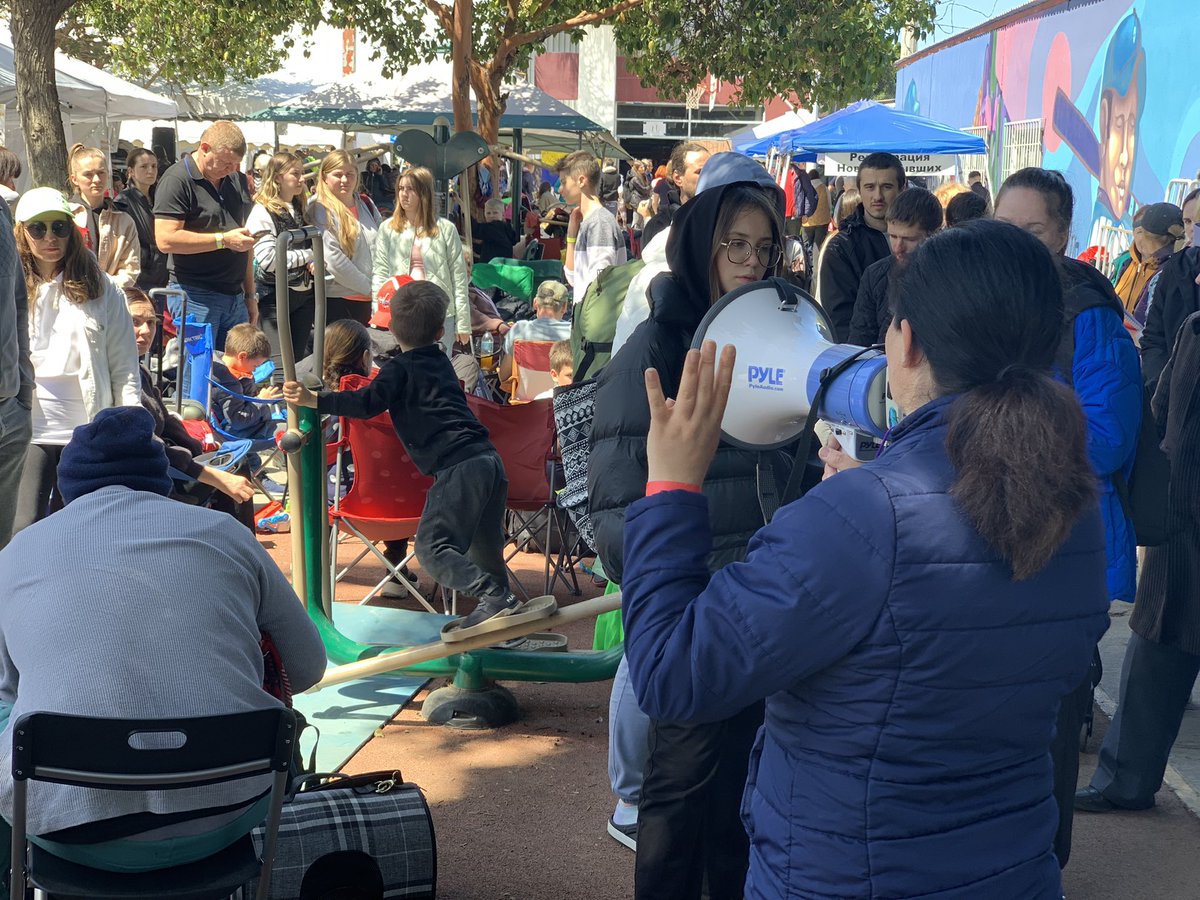 This week we visited Ukrainian refugees near the Mex/US border. Volunteers in Tijuana have turned a local sports complex into a very well organized shelter/processing center. Most people we met say what they wish for the most is to be able to return home.
youtu.be/fs5FFj8OJ4k