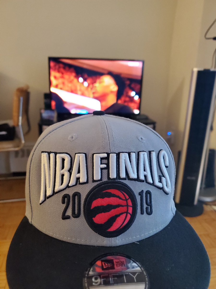 Ram_c20's tweet photo. #fanangle
#torontoraptors
#tangerinefanangle 
#nbaplayoffs2022round1game1 https://t.co/ouDhQx4Rnu
