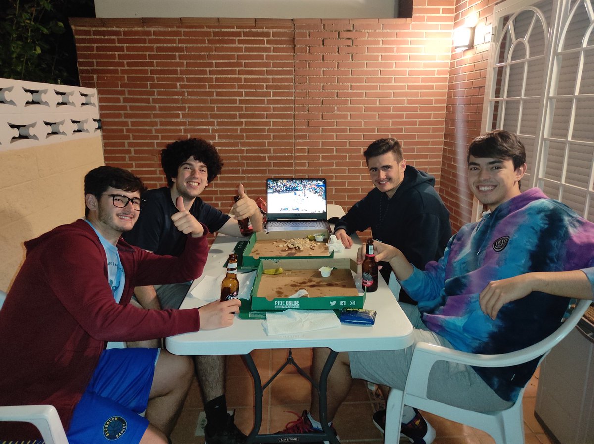 Padreando😎😎🍻 #Vamos #NBASaturdays #NBAPlayoffs