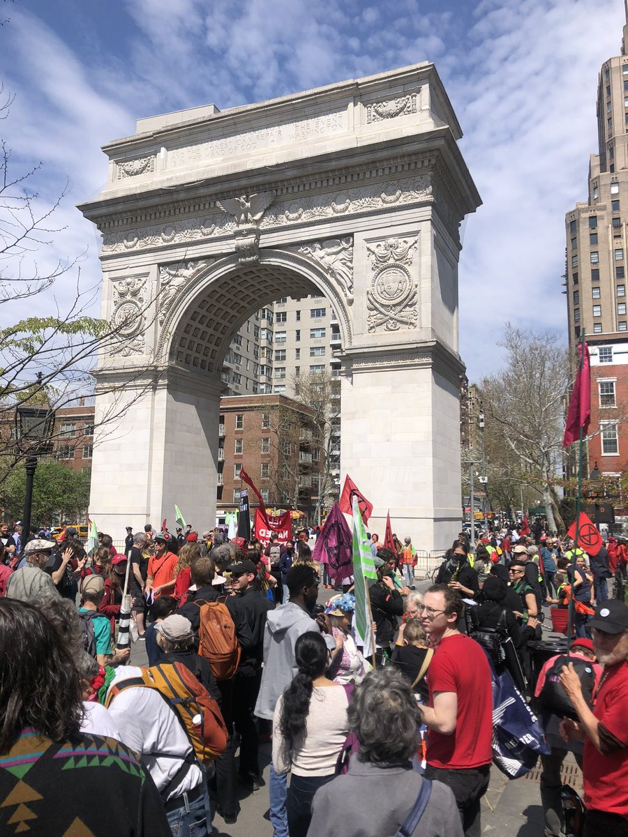Extinction Rebellion NYC 🌎 tweet media