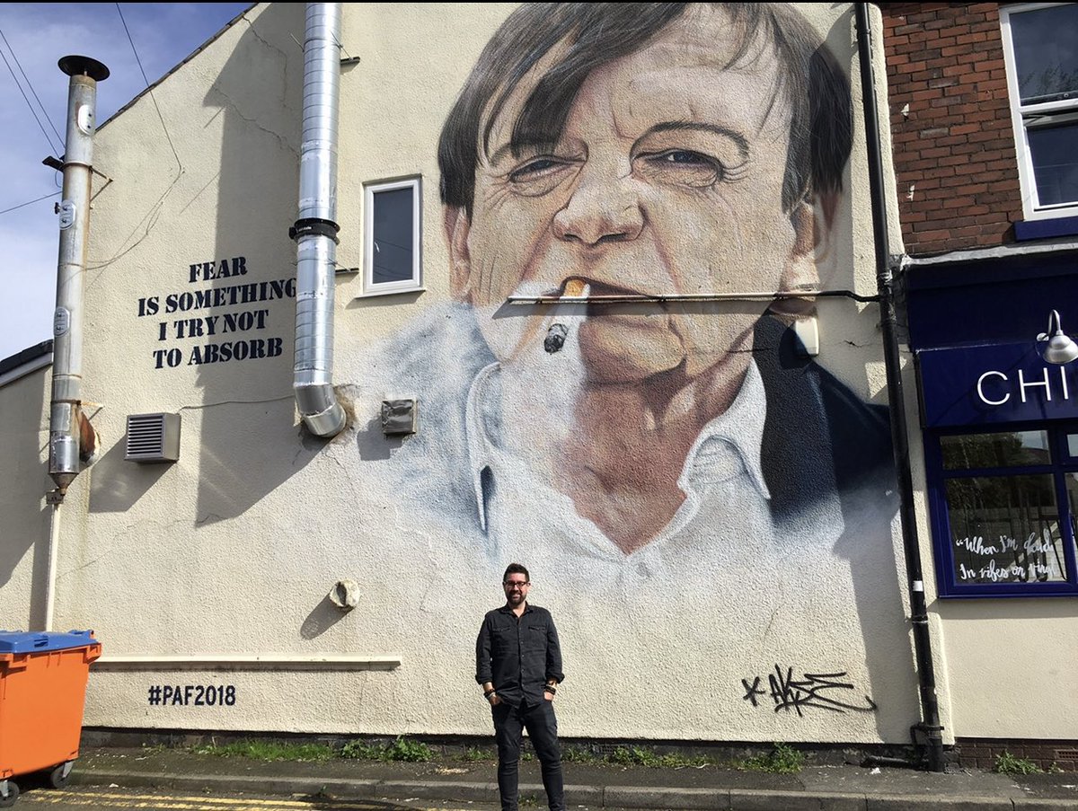 gorbal30's tweet photo. @boltonted My own homage… #thefallfriday 👏😎 https://t.co/MY9v9DzYqx