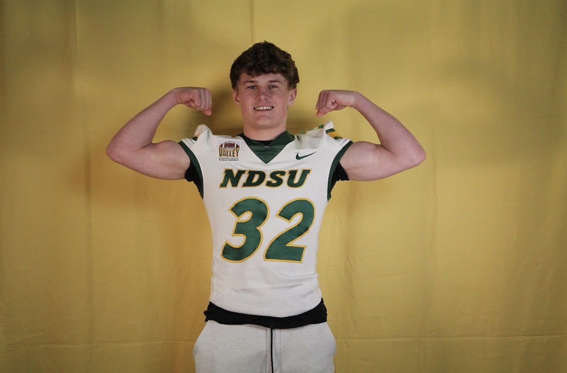 CarterKriewaldt's tweet image. Thanks for the amazing visit yesterday @NDSUfootball ! Thanks for having me @NickGoeser ! Cant wait to be back in June! @Coach_Entz @Coach_Braun @CoachGrantOlson @CoachKMorgs @lew_walk7