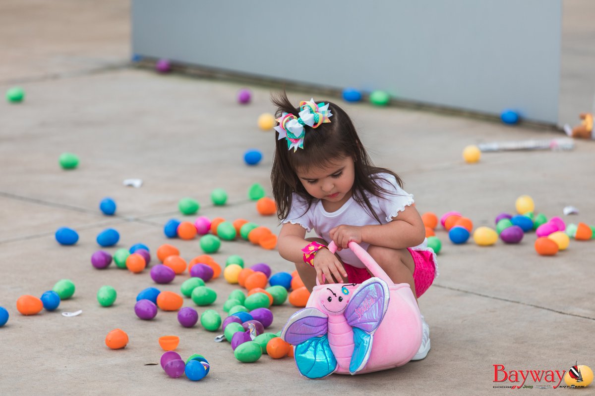 BaywayPasadena's tweet photo. Our Easter Egg Hunt at Bayway in Pasadena was a hit! Thanks for coming by and celebrating with us! 🥰 https://t.co/Y4oI8usdHW
