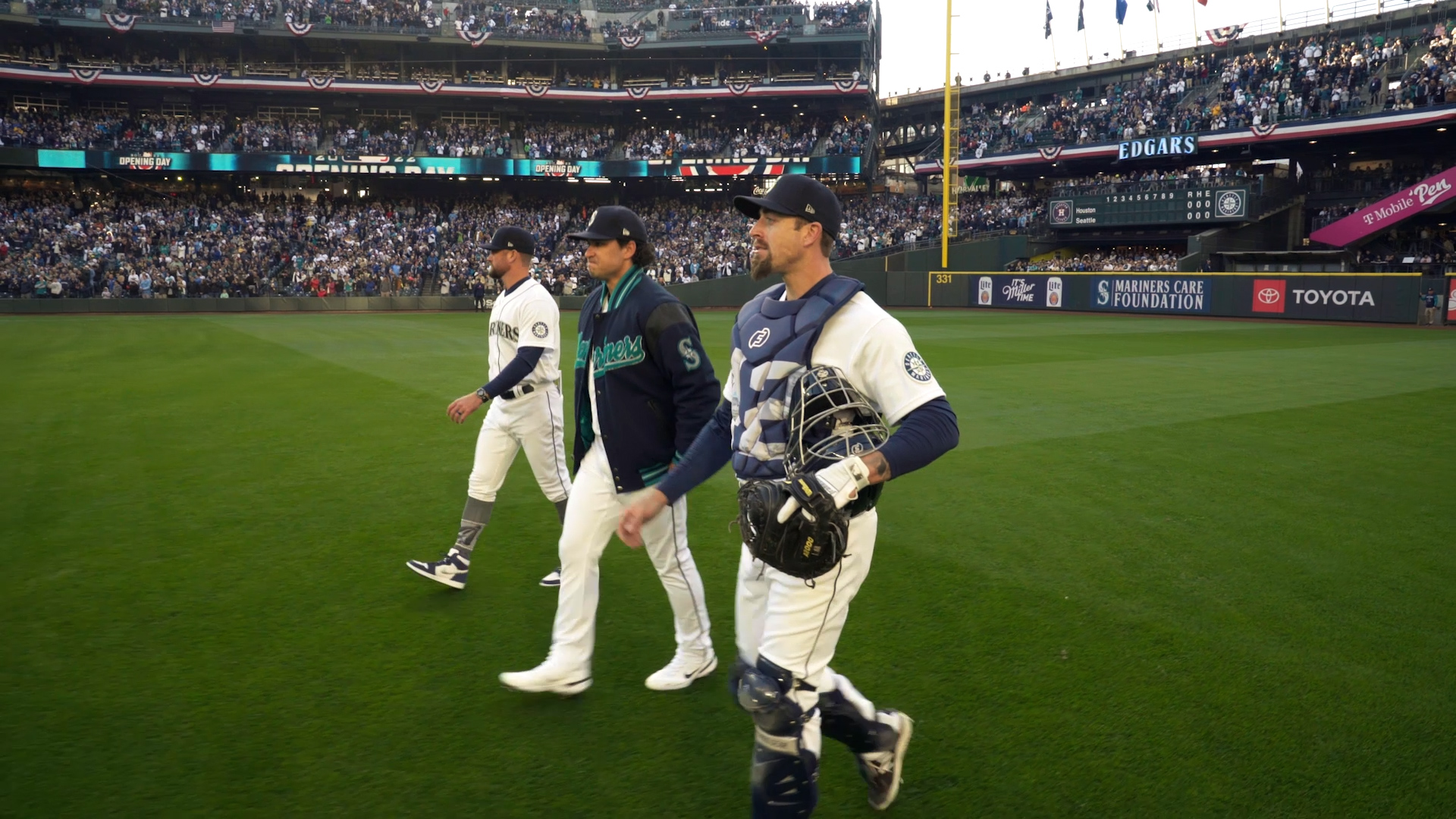 Seattle Mariners on Twitter "Taking the field with our home Opening