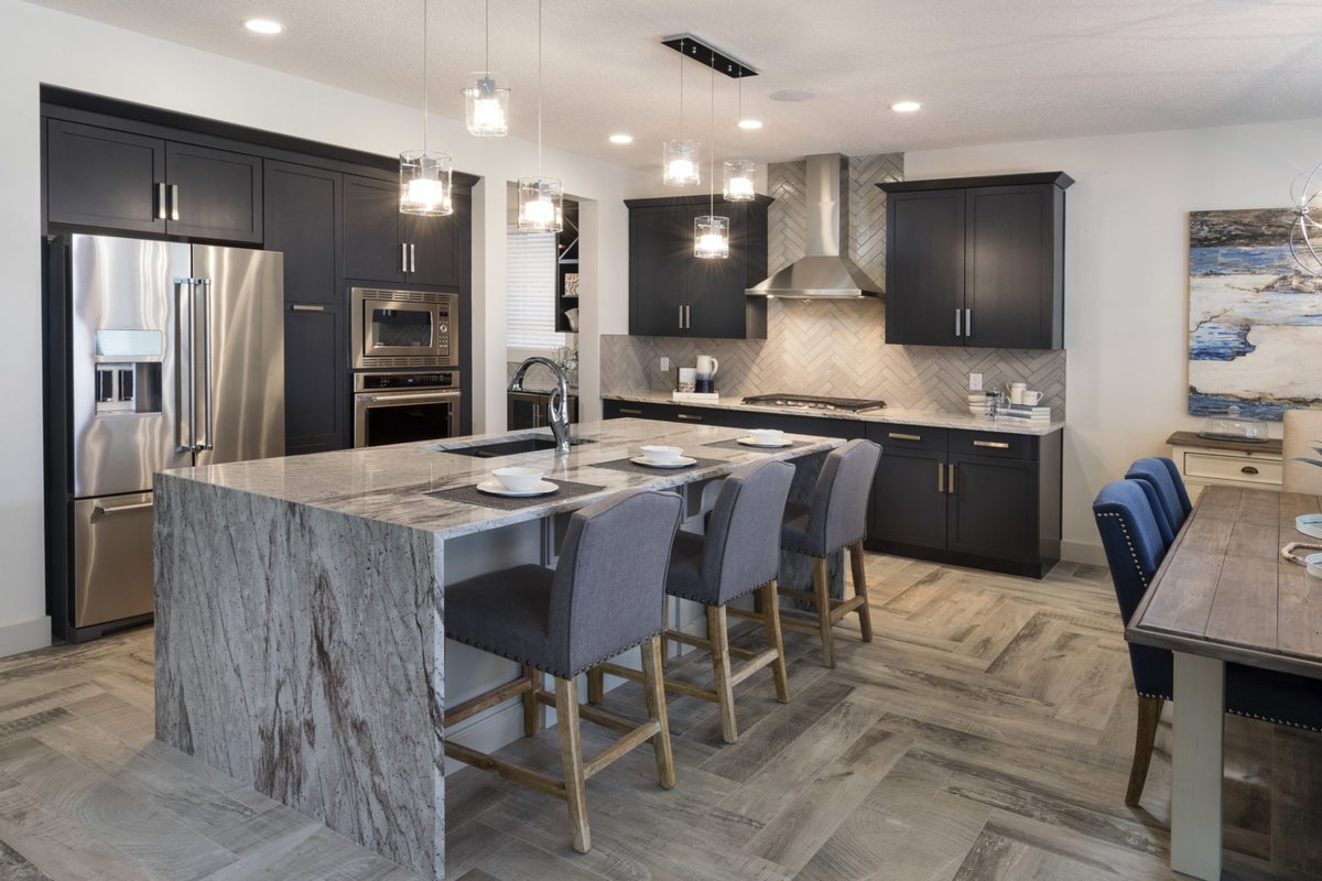 Our brand new estate show home in Livingston is NOW OPEN! The Ellsworth has over 2,700 square feet of luxurious living space, 3+ bedrooms, 2.5 bathrooms, and so much more! Come visit us today at 13 Lucas Heights NW #YYC