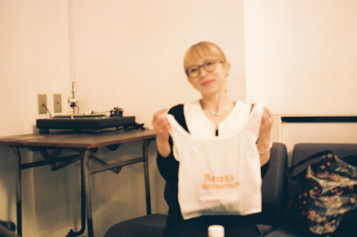 Lotta_MOS's tweet photo. MOSじゃない、リハなど。

いたるところが、確実に、なまっている。楽器重すぎィ！って感じです。ヤバイ。頑張ります。笑 https://t.co/nfN5BW7xyn