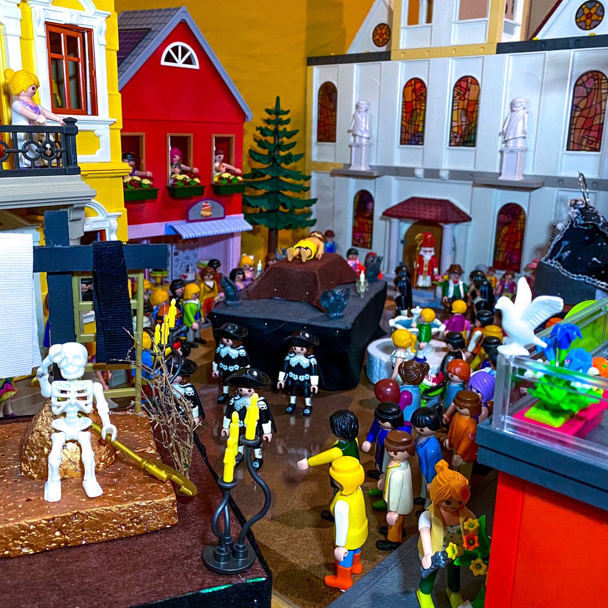 ✝️ Sabado Santo ✝️

Pasos:
La Canina, Cristo Yacente y Servitas

#SabadoSanto #SabadoSanto22 #SemanaSanta #SS22 #SemanaSanta2022 #Playmobil <a href="/Playmobil/">PLAYMOBIL</a> #Famobil #Geobra #Playmobildeutschland  #LaCanina #SemanaSantaSevilla #santoEntierro #Soledad #Servitas #SemanaSantaCadiz
