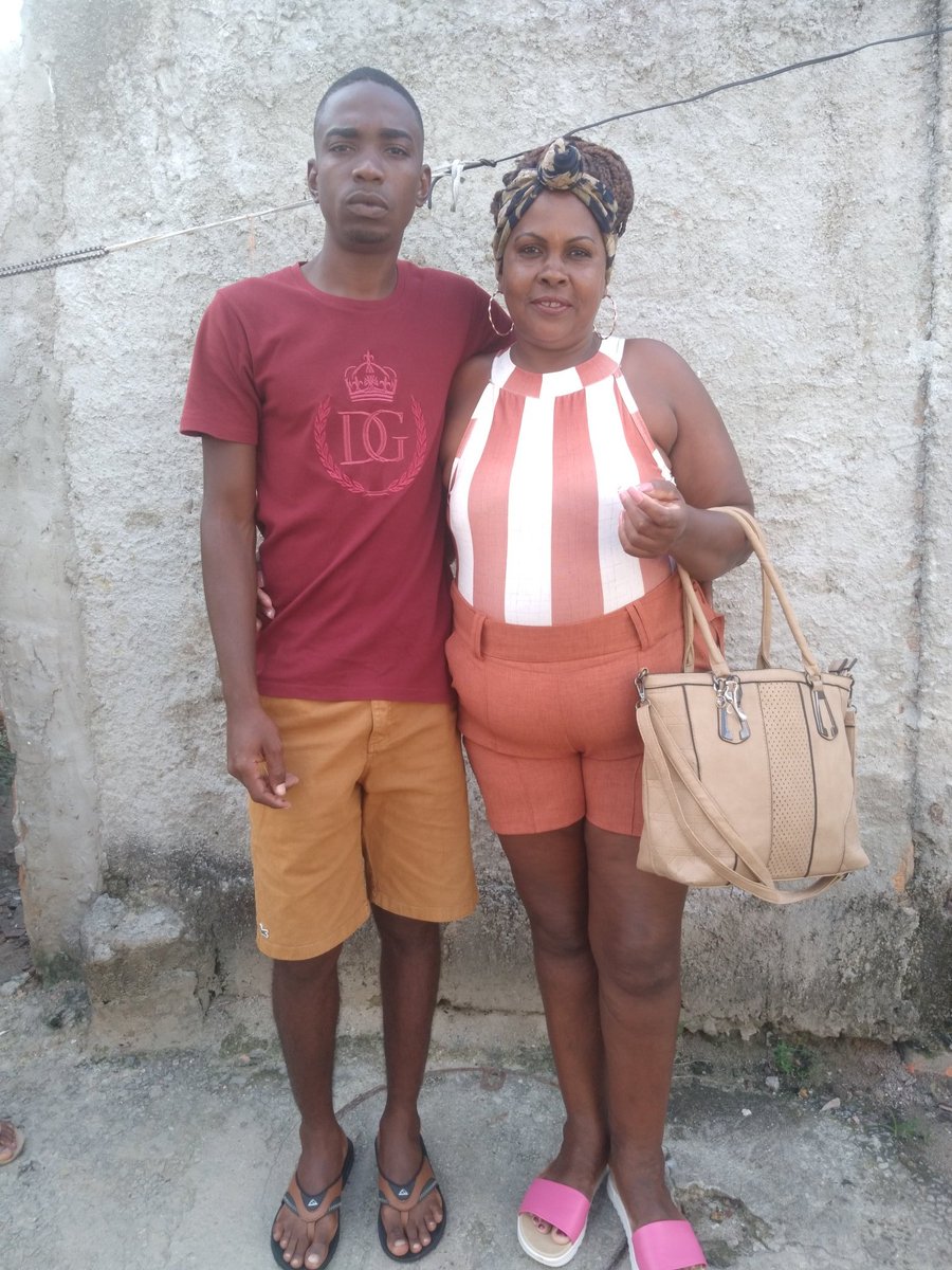 RamonCalleb's tweet photo. Minha coroa fica de Boa meu maior sonho é te ver rindo ato pela minha família oro todo os dias 😍💪🏿💙🥰 https://t.co/tMhTuxY8gR