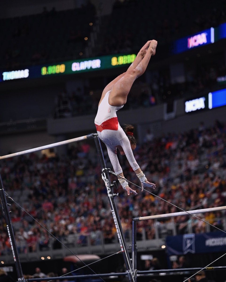 UtahGymnastics's tweet photo. Sage Thompson scores a 9.9125 and Maile O'Keefe follows with a 9.90! 

This bars lineup is not messing around 🔥 https://t.co/kLAUJ45Ccr
