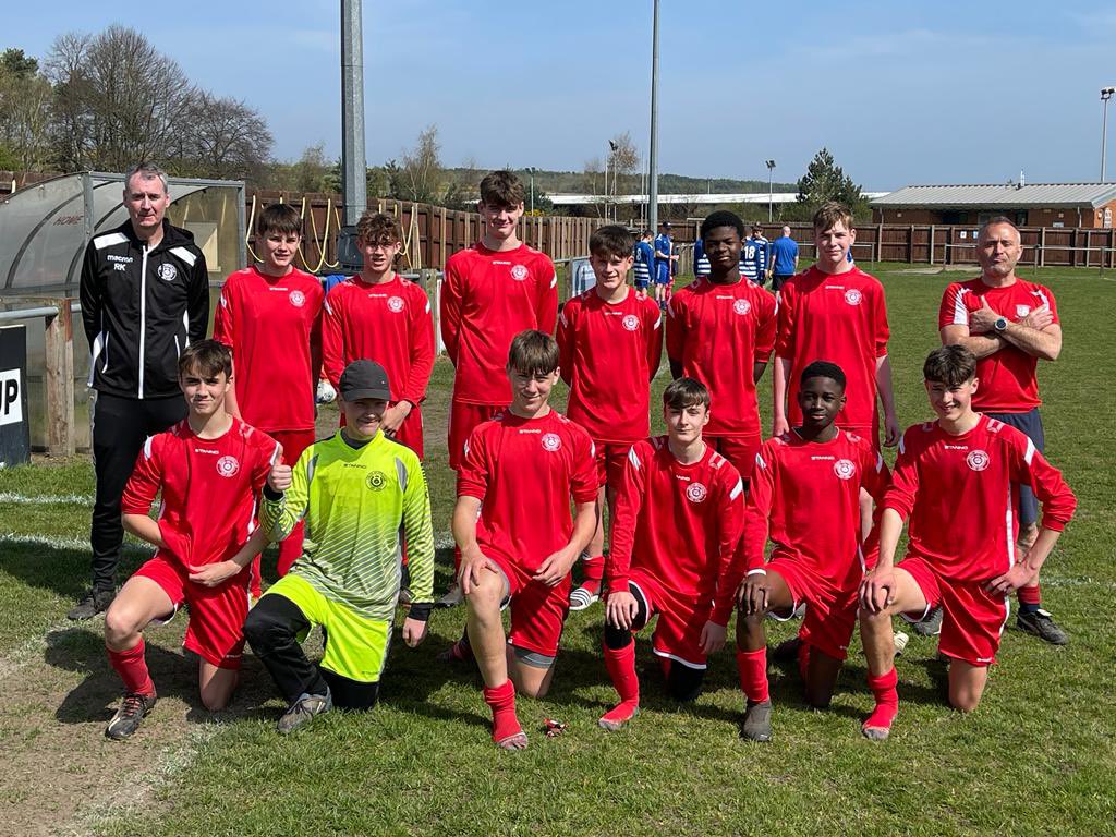 <a href="/NottsHSCFC/">Holy Spirit Celtic</a> proud of these lads, Division Champs after a 3-1 win today. And I was standing in a hole btw….🤣🤣🤣