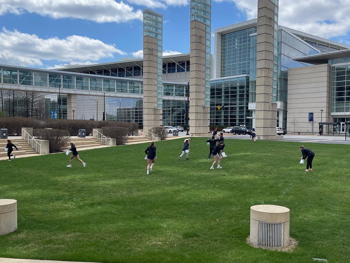 nick_gnau's tweet photo. A little Easter fun after a 3-0 day for the 16-1’s 🖤💙🤍 #HappyEaster @windycitynq #LeaveYourLegacy @LegacyLvc https://t.co/a0Ta470g9S