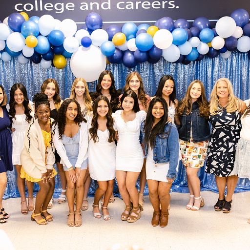 LOHSPepSquad's tweet photo. Cheer Banquet 2022💙💛💙💛 https://t.co/rZGvUGhXRL