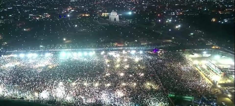 AjmalWgi's tweet photo. Karachi never disappoints
 #KarachiJalsa #امپورٹڈ_حکومت_نامنظور https://t.co/YwMbN54u1N