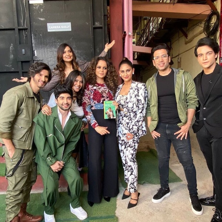 From the sets of Lock Upp at Film city.
Congratulations to 5 years of #altbalaji 👏

#kanganaranaut #ektakapoor
#krystledsouza #divyaagarwal #rohanmehra #tusharkapoor #altbalaji #tellydramatv