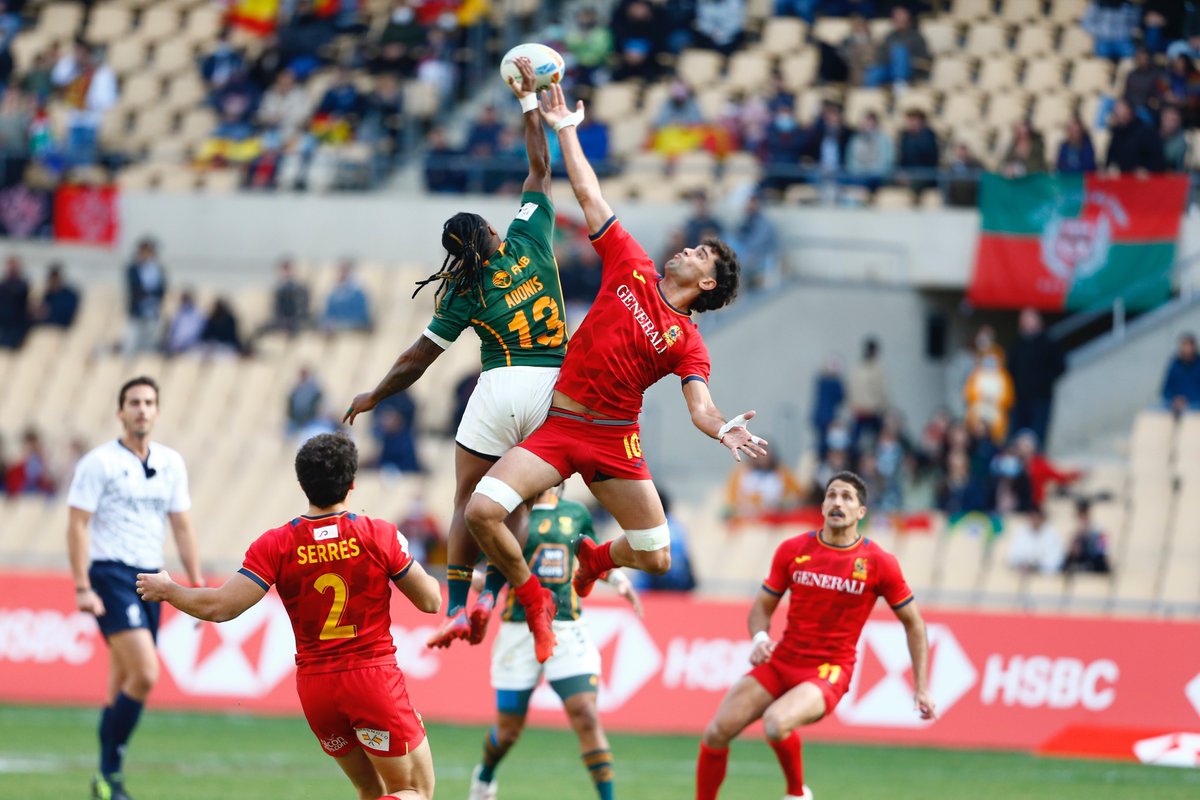 ferugby's tweet photo. #Leones7 | Concluyó el primer encuentro de los @Spain7s en Vancouver 🇨🇦con una clara derrota ante Sudáfrica. ¡A seguir en la pelea, Leones! 🦁⚒️
🏉 Final del partido 🇿🇦 31-12 🇪🇸
🔜 23:48h 🇦🇺 vs 🇪🇸
📺 En directo en @MovistarRugby Deportes 4
#VamosLeones #Canada7s #HSBC7 https://t.co/xnksbwOQZK