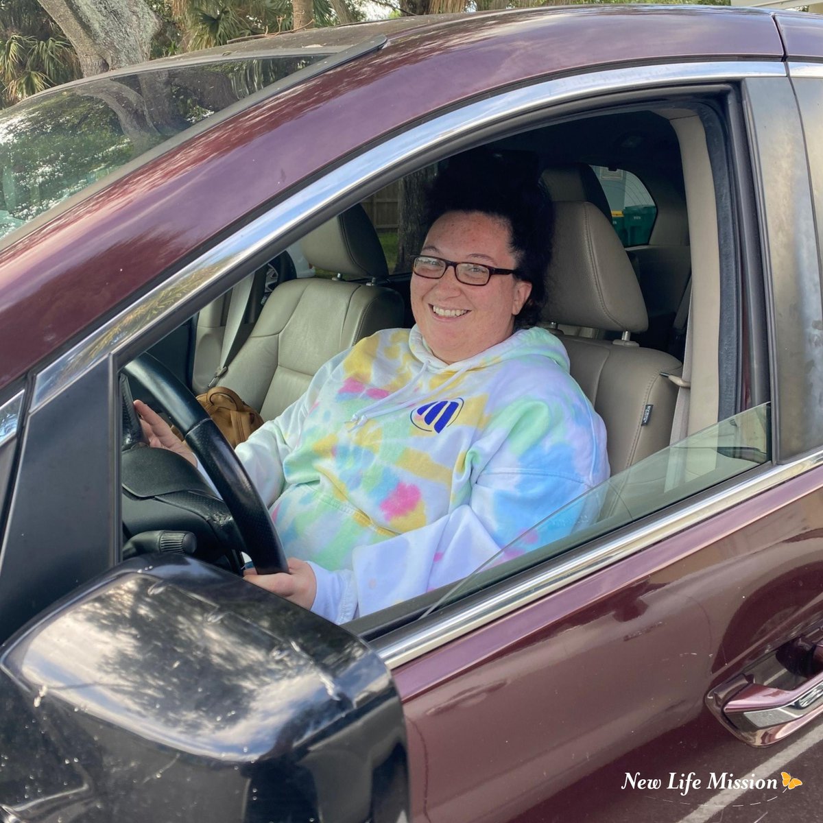 Did you know that many of our students are currently working hard to qualify to get their driver's licenses back? If you have a car that you are looking to donate, please contact us at annmarie.b@newlife-mission.org!  🚗 🚙 🚗 🚙