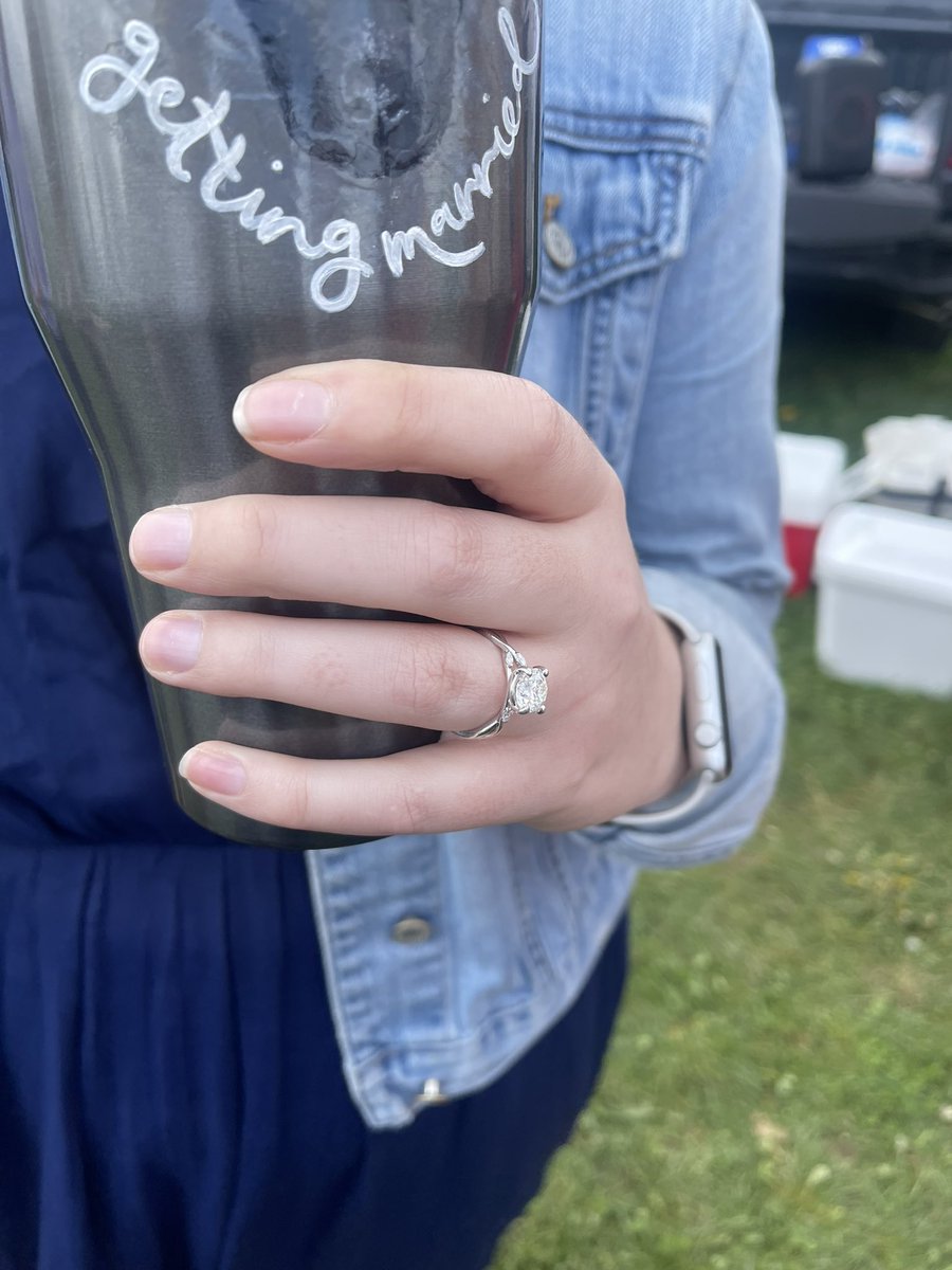 Graham Hensley tweet media