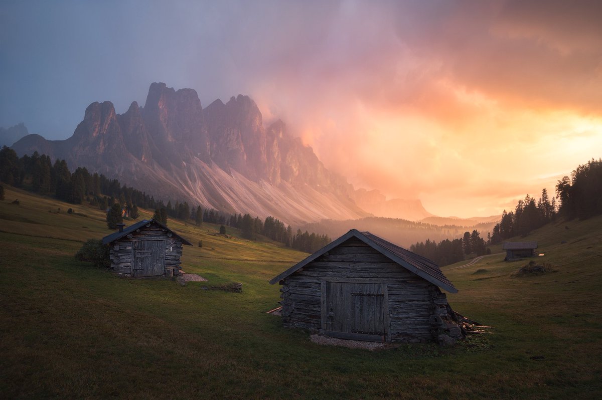 Nik_Manfredi's tweet photo. @erykmedykowski Gm Eryk! Some magic Dolomites for u 🔥 https://t.co/6NtkNWDYs3