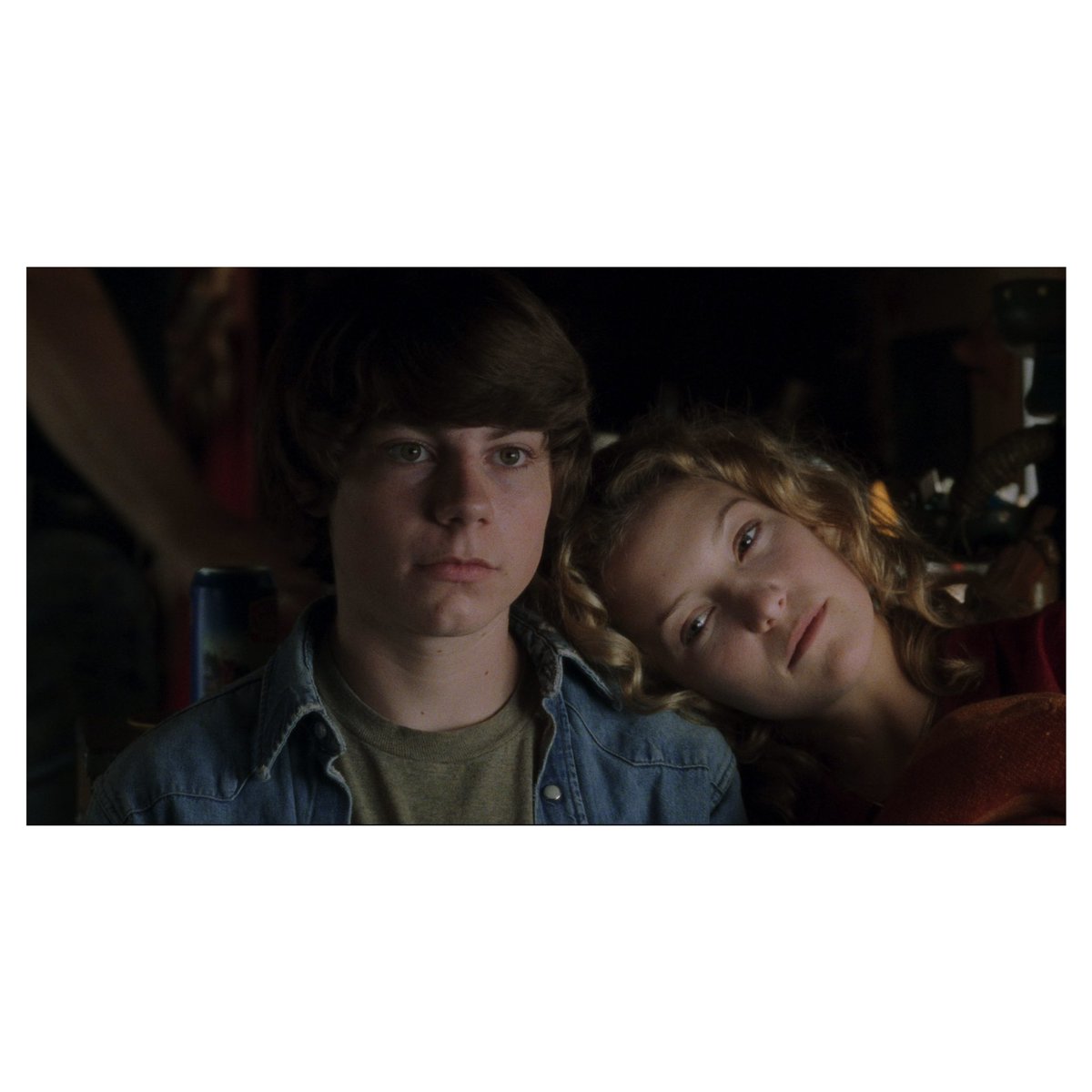 “The only true currency in this bankrupt world is what you share with someone else when you’re uncool.”
#almostfamous #cameroncrowe #patrickfugit #katehudson #billycrudup #zooeydeschanel #francesmcdormand #philipseymourhoffman @CameronCrowe