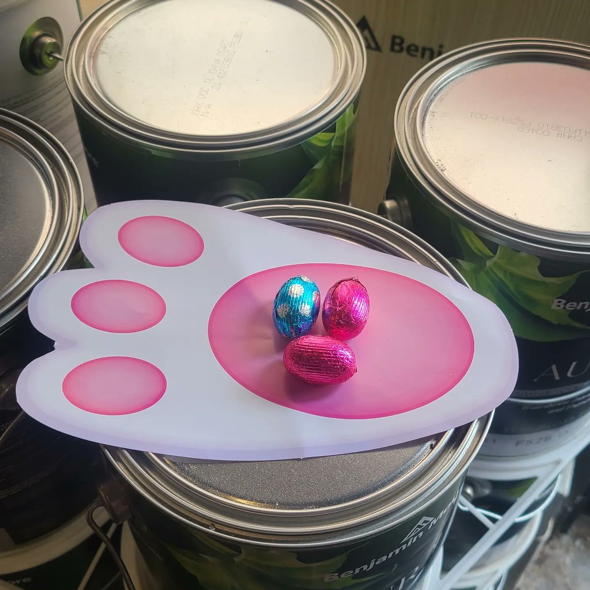 1043FreshRadio's tweet image. Monica-Join us for the Grand Opening of @DesignOnKings!  You could win a $2,500 Room Makeover! #YGK