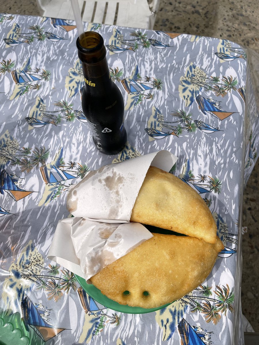 Siguiendo la recomendación del <a href="/bostonrex/">💀 boston rex</a> 🙌🏻 <a href="/nachoarcaya/">José Ignacio Arcaya</a> <a href="/Marmoleado/">JAM</a> <a href="/Juanlolinares/">Juan Linares</a>