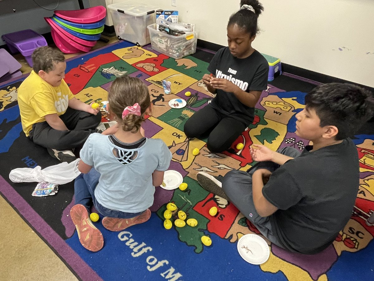 BrooksJenn22's tweet photo. Part 2… “egg-citing” stations @bristowelem https://t.co/oaHtsLSFCw