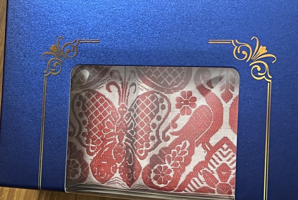 payalmehta100's tweet photo. This #BohagBihu became even more special with this ❤️ precious #Gamucha from my second home, Assam
Thank you @himantabiswa Dada & for your excellent choice of this by your team and you @rinikibsharma 😍😍😍 #myprideAssam https://t.co/y0WYj0ejgW