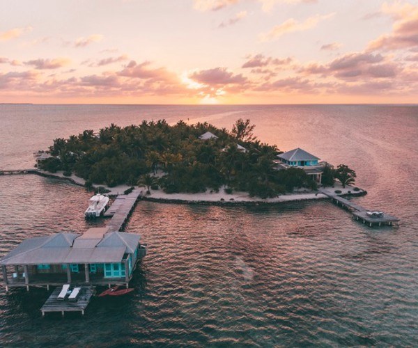 luxurytravel's tweet photo. Casa Ventanas, Cayo Espanto, San Pedro, Belize - A Luxury Travel Blog https://t.co/Q8tDhHYudy #luxurytravel https://t.co/nwT6QnQKiX