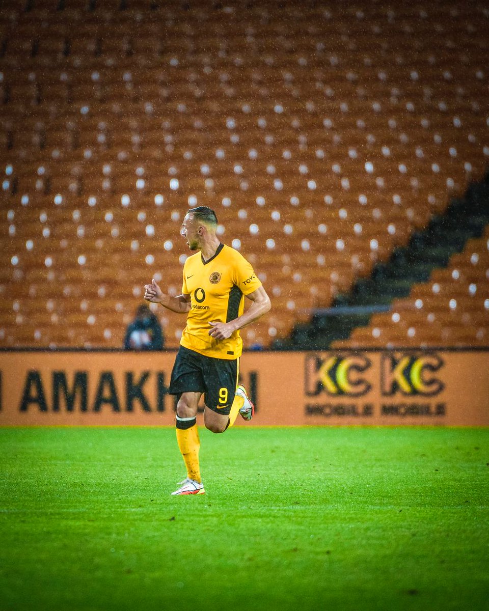 KaizerChiefs's tweet photo. 90 + 5’| #KC 0 : 1 #SS 

Full time score: Kaizer Chiefs 0 : 1 SuperSport United (Gabuza 68’)

#Amakhosi4Life #DStvPrem #KCReunited https://t.co/qbSR1MzTiK