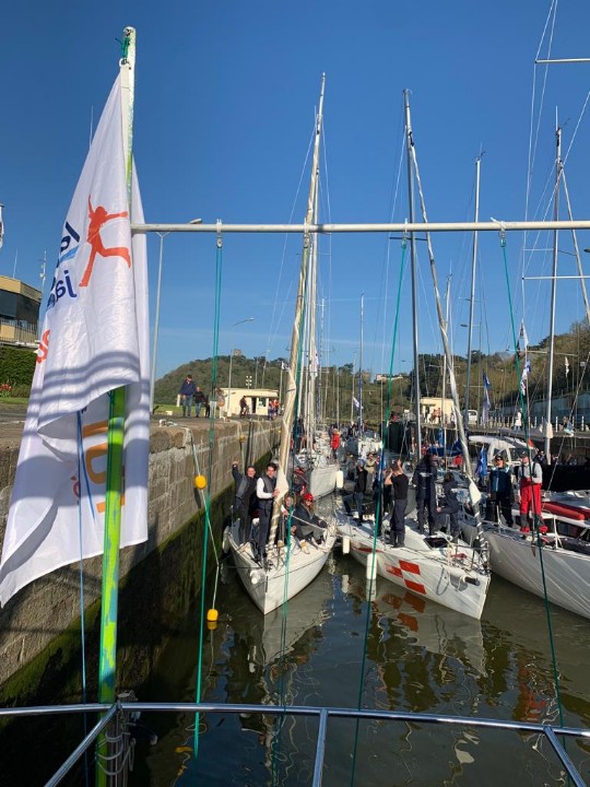 IUTLyon1's tweet photo. Arrivée à l'écluse du port de Légué des #LyonDeMer de la @regatedesiutoff https://t.co/KP7bNZJZTd