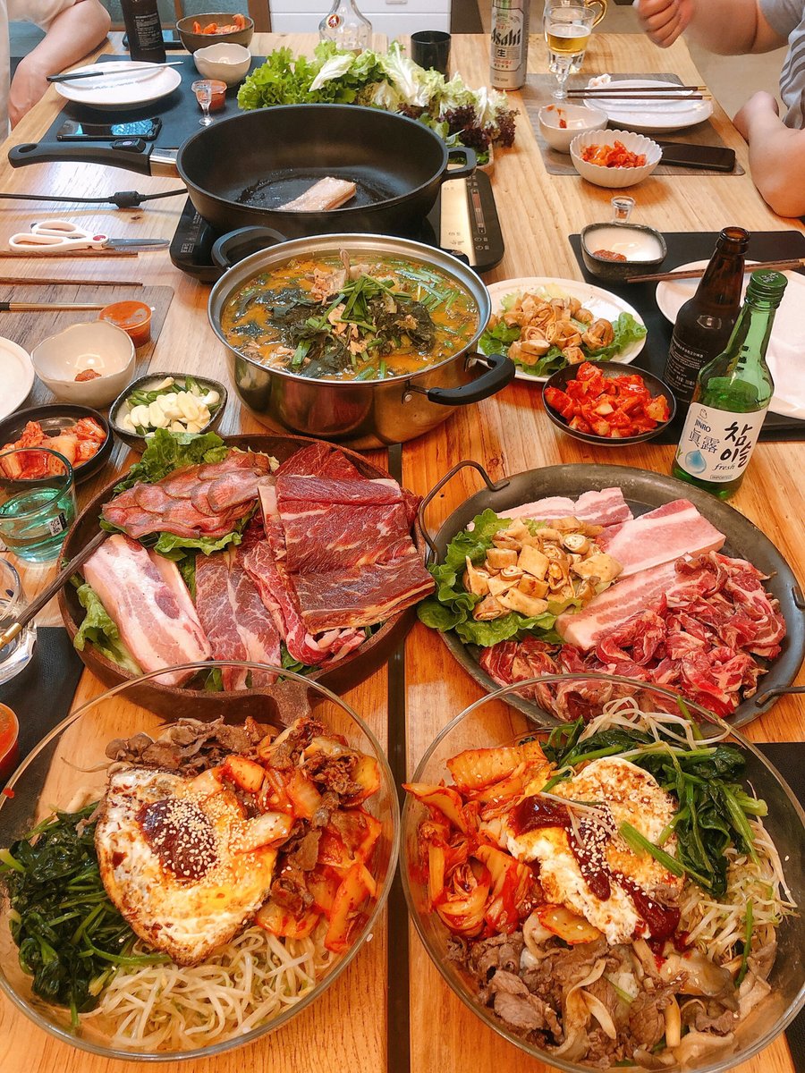 kyj1294's tweet photo. Happy weekend m BBQ with friends. just relax https://t.co/fYEO95QCJC